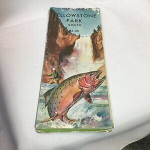 Vintage 1971 Yellowstone National Park Tourist Guide Brochure & Map